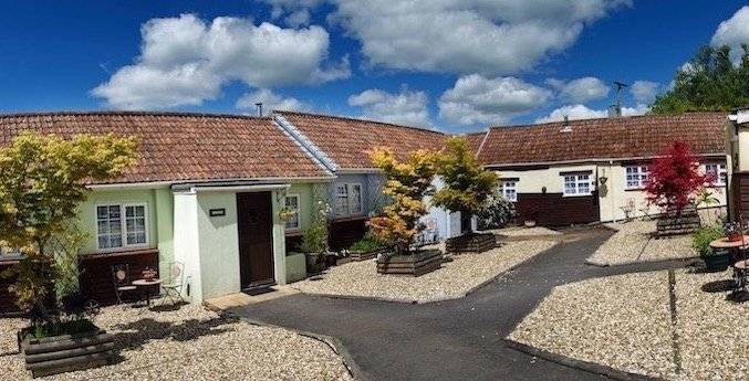 Last Minute Offers South Farm Holiday Cottages And Fishery In Devon